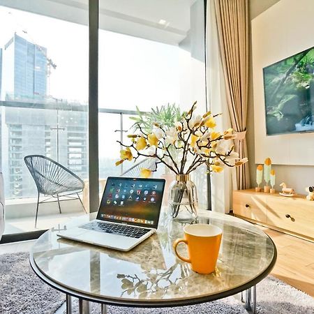 Hi-Home Suites - Vinhomes Metropolis Ханой Екстер'єр фото