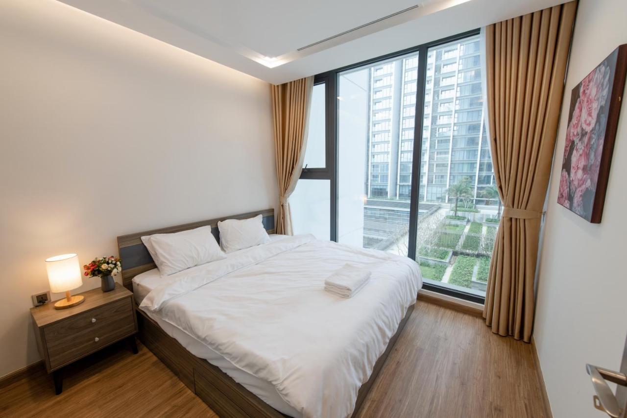 Hi-Home Suites - Vinhomes Metropolis Ханой Екстер'єр фото