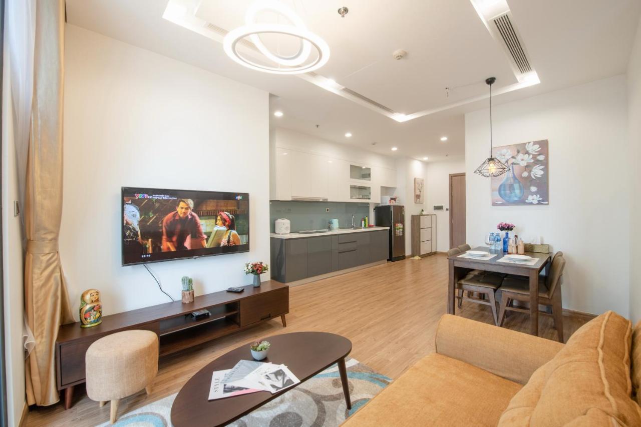 Hi-Home Suites - Vinhomes Metropolis Ханой Екстер'єр фото