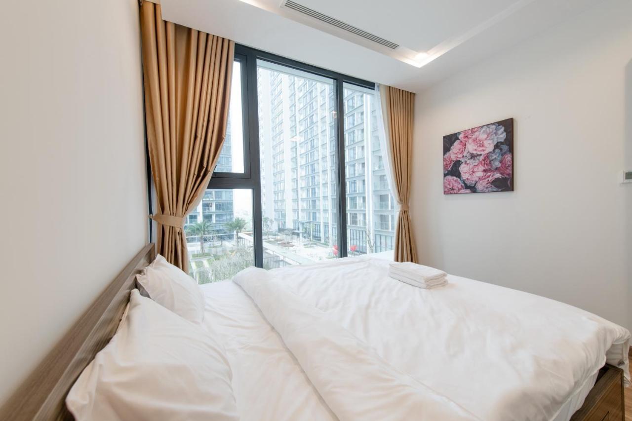 Hi-Home Suites - Vinhomes Metropolis Ханой Екстер'єр фото