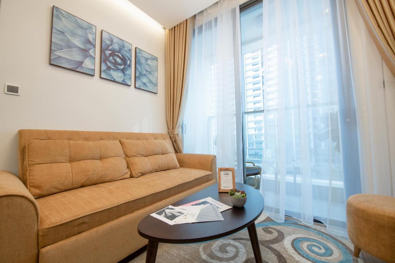 Hi-Home Suites - Vinhomes Metropolis Ханой Екстер'єр фото