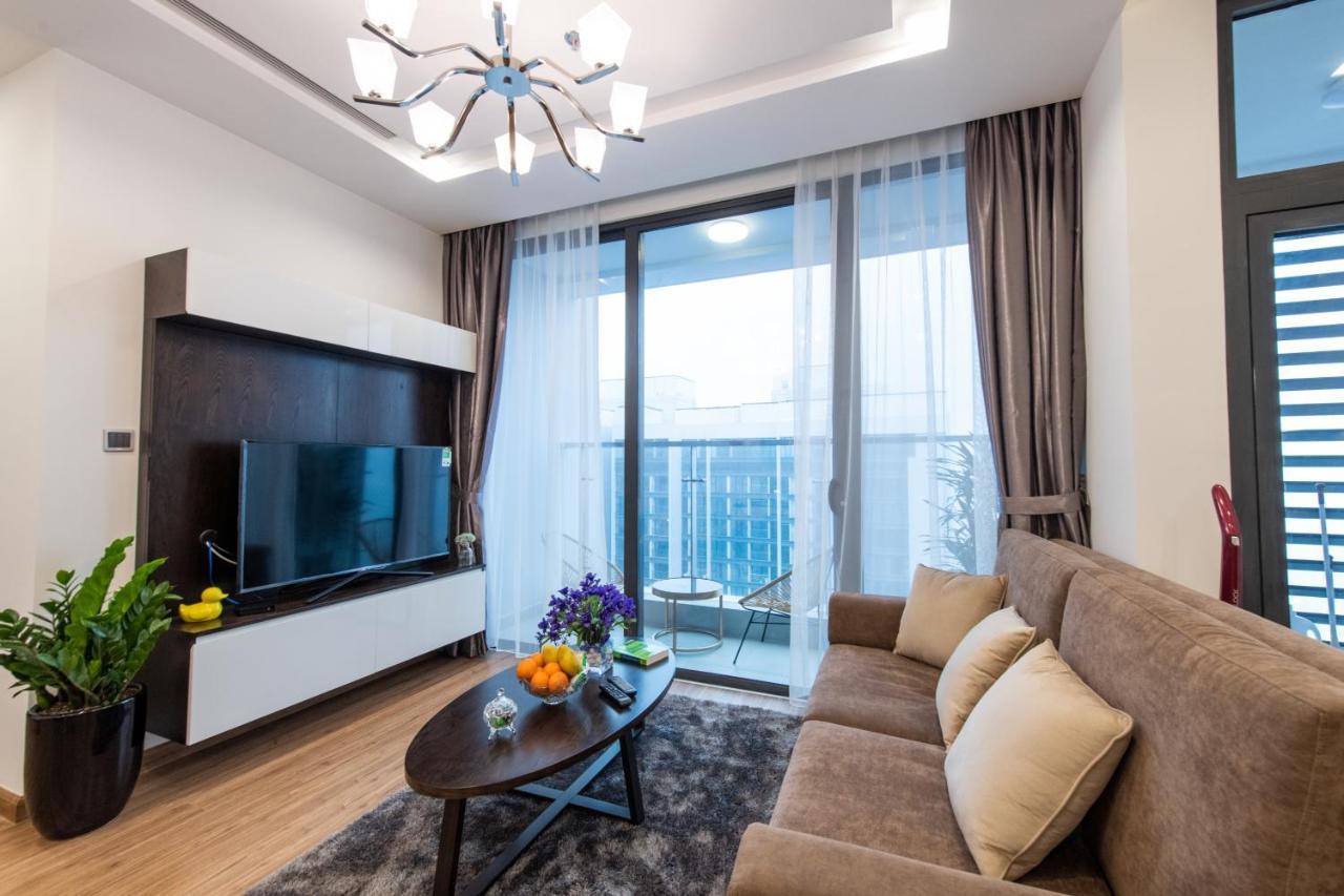 Hi-Home Suites - Vinhomes Metropolis Ханой Екстер'єр фото