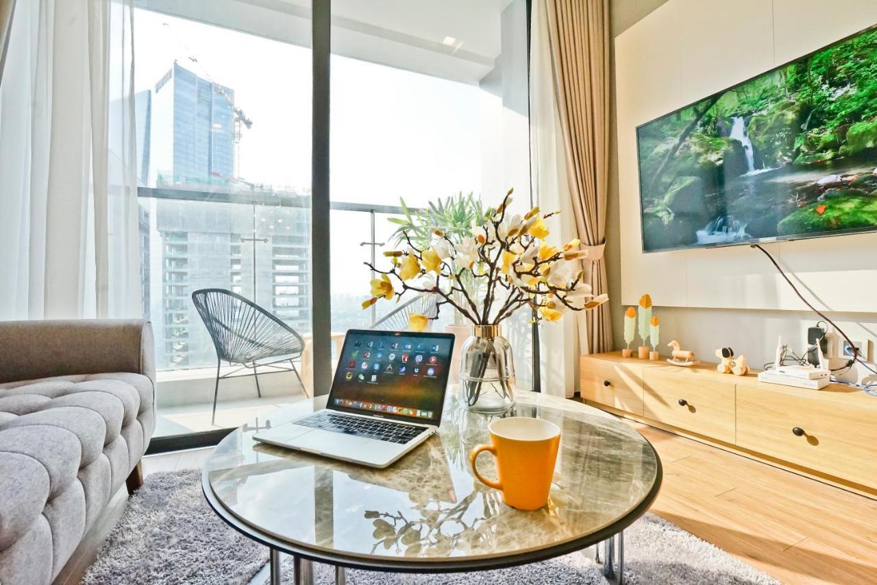 Hi-Home Suites - Vinhomes Metropolis Ханой Екстер'єр фото